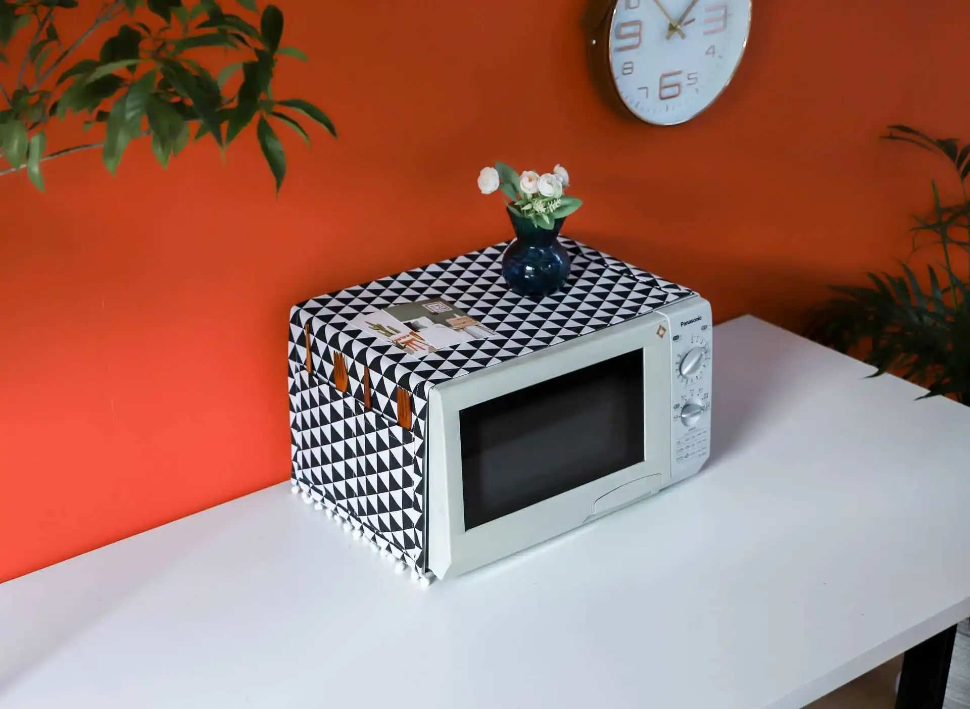 Nakładka na kuchenkę mikrofalową bawełniana z osłoną przeciwpyłową i pomponem - akcesorium do kuchni w stylu Nordic dla domu - Wianko - 46