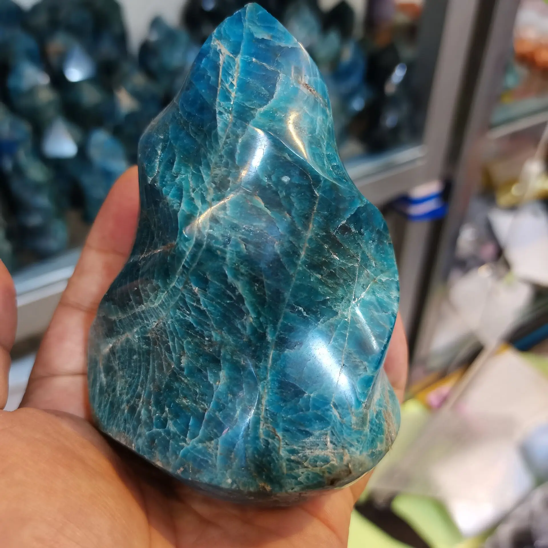 

350-750g Natural blue apatite crystal rod stone crystal single point healing torch decoration