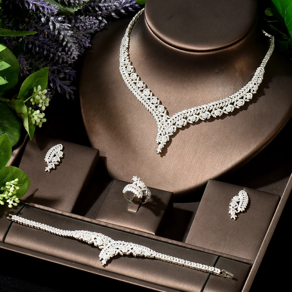 HIBRIDE Fashion Leaf Shape Cubic Necklace Earrings Set Woman Bridal Wedding Jewelry Party Gifts Accessoire Bijoux Femme N-1917
HIBRIDE Fashion Leaf Shape Cubic Necklace Earrings Set Woman Bridal Wedding Jewelry Party Gifts Accessoire Bijoux Femme N-1917