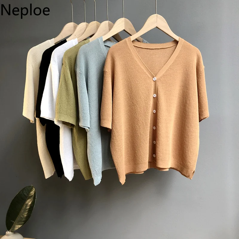 Neploe Solid V Neck Knit Bottom T Shirt Loose Carzy Style Thin Button Tees Autumn Wild Student Top New 2019 45889
Neploe Solid V Neck Knit Bottom T Shirt Loose Carzy Style Thin Button Tees Autumn Wild Student Top New 2019 45889