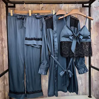 Ladies spring and summer new four-piece pajamas Comfortable artificial silk fabric With sexy lace Fashionable home service suit 
Ladies spring and summer new four-piece pajamas Comfortable artificial silk fabric With sexy lace Fashionable home service suit