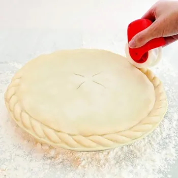 Hot New Pizza Pastry Lattice Cutter Pastry Pie Decor Cutter Baking Cutter Tools Plastic Wheel Roller For Pizza Pastry Pie Crust
Hot New Pizza Pastry Lattice Cutter Pastry Pie Decor Cutter Baking Cutter Tools Plastic Wheel Roller For Pizza Pastry Pie Crust