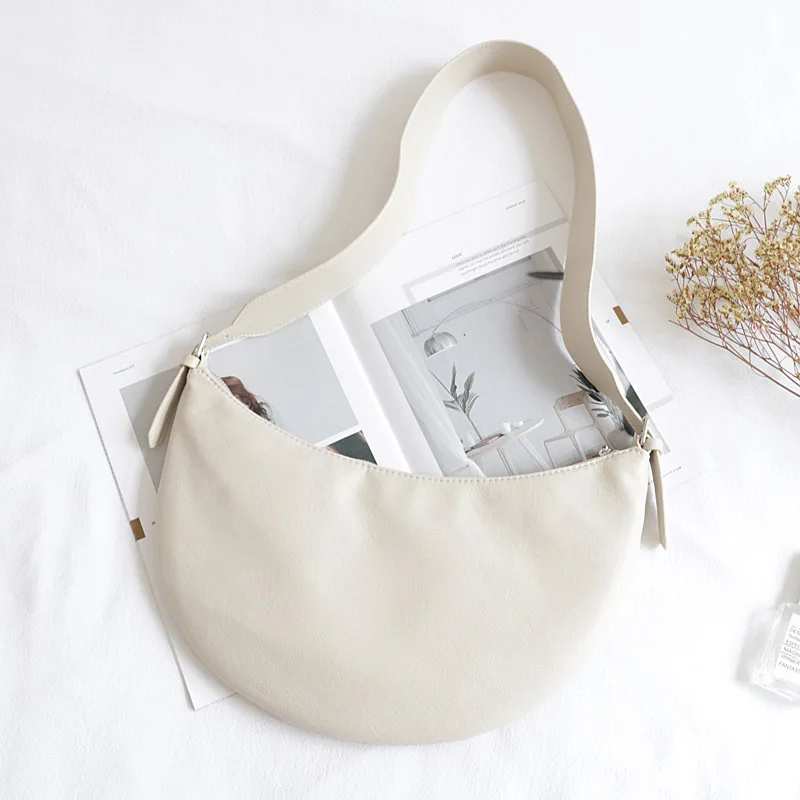 Ins Width Straps Soft Leather Light Single Shoulder Package Hundred Pad Package Concise Soft Leather Messenger Woman Bags
Ins Width Straps Soft Leather Light Single Shoulder Package Hundred Pad Package Concise Soft Leather Messenger Woman Bags
