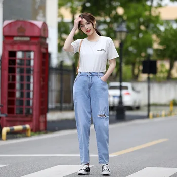 Women Summer Jeans Lady Pants Female Blue Thin Denim Trousers Hole Stretch Loose Fashion Plus Size Pantalones D6 5601
Women Summer Jeans Lady Pants Female Blue Thin Denim Trousers Hole Stretch Loose Fashion Plus Size Pantalones D6 5601