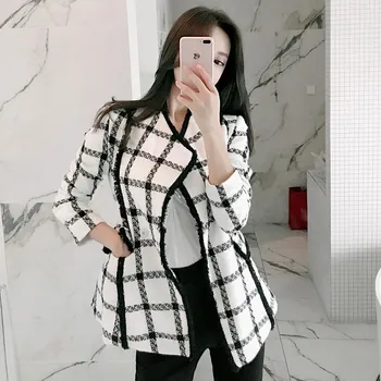 New arrival Runway autumn woolen Houndstooth Tweed Coats Women's Tassel chic Plaid ladies elegant Jackets Outerwear 
New arrival Runway autumn woolen Houndstooth Tweed Coats Women's Tassel chic Plaid ladies elegant Jackets Outerwear