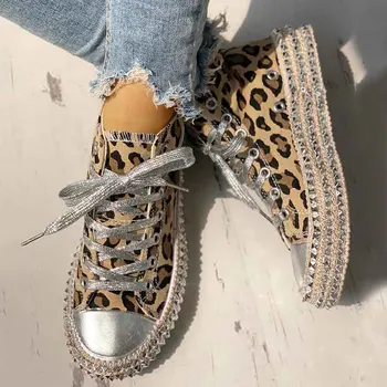 Spring Autumn Shoes Women Sneakers Leopard Canvas Shoes Lace-Up Rivet Fashion Shoes Low High Top Sneakers Plus Size 35-43
Spring Autumn Shoes Women Sneakers Leopard Canvas Shoes Lace-Up Rivet Fashion Shoes Low High Top Sneakers Plus Size 35-43