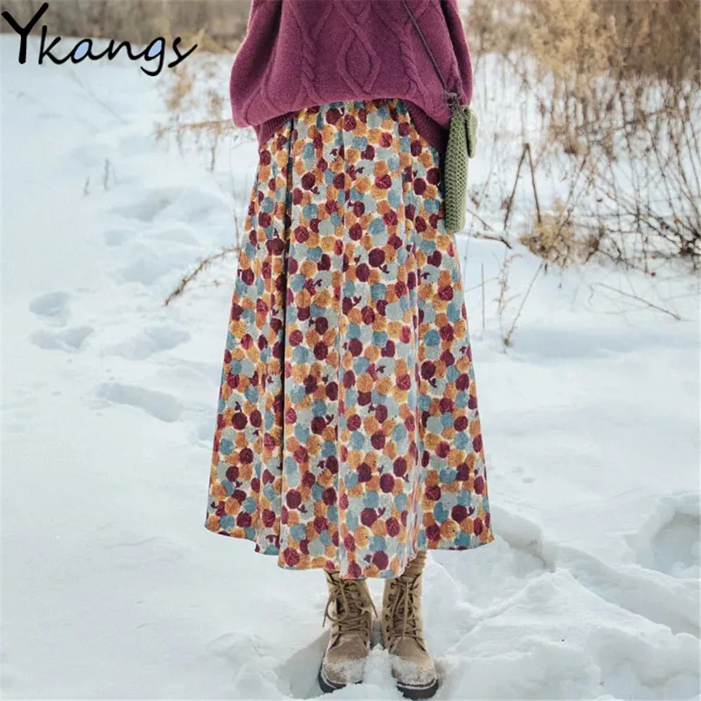 Retro Corduroy Skirt Women Autumn Winter A-Line Mid-Length High Waist Harajuku Skirt Vintage Colorful Floral Long Skirt Students
Retro Corduroy Skirt Women Autumn Winter A-Line Mid-Length High Waist Harajuku Skirt Vintage Colorful Floral Long Skirt Students