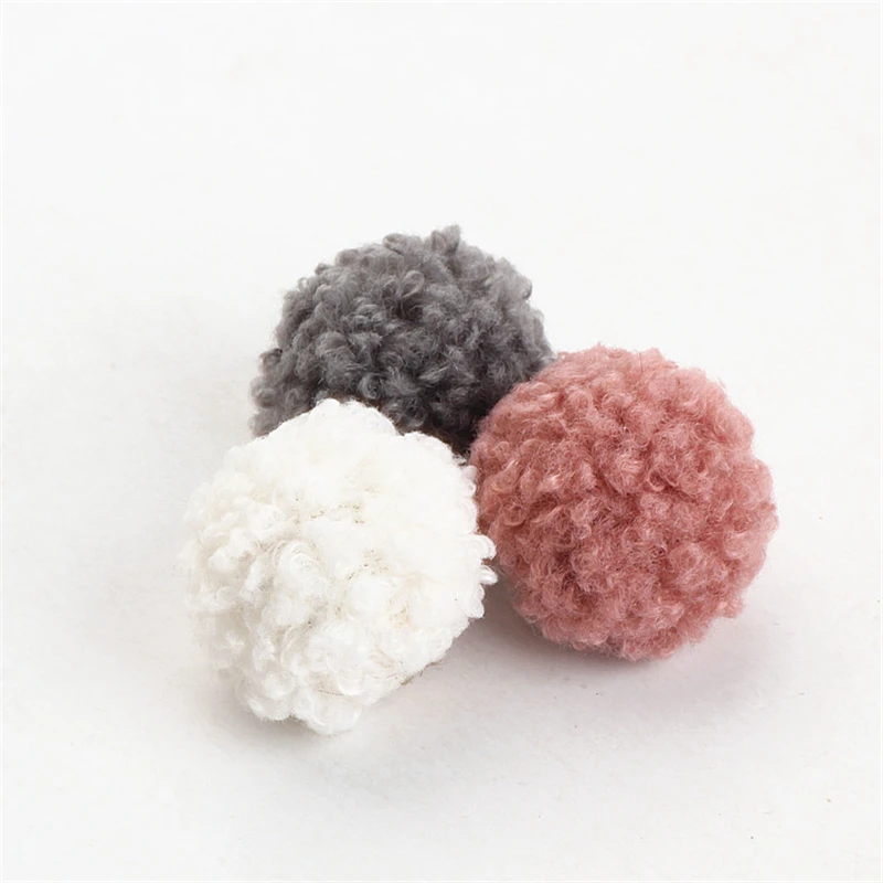10pcs autumn and winter lamb wool ball with hanging earrings for girls statement earrings cute pendant diy jewelry accessories
10pcs autumn and winter lamb wool ball with hanging earrings for girls statement earrings cute pendant diy jewelry accessories