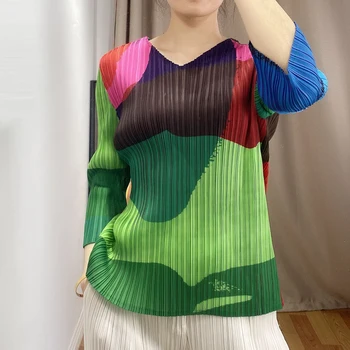 Miyake Fold 2020 Spring and Summer Color Base Shirt Fashion Style V-neck Thin 7 Points Sleeve Top Female Chemise Femme Tee
Miyake Fold 2020 Spring and Summer Color Base Shirt Fashion Style V-neck Thin 7 Points Sleeve Top Female Chemise Femme Tee