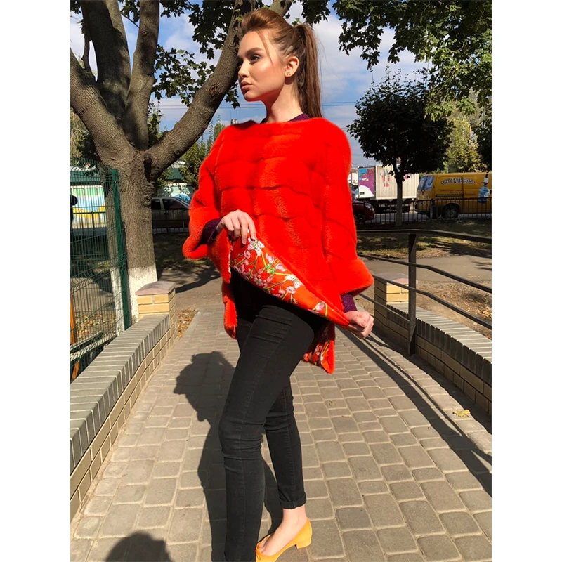 BFFUR 2019 Female Real Mink Fur Coat Full Pelt Mink Fur Winter Natural Fur Women Jacket Customized Luxury One Piece Coats
BFFUR 2019 Female Real Mink Fur Coat Full Pelt Mink Fur Winter Natural Fur Women Jacket Customized Luxury One Piece Coats