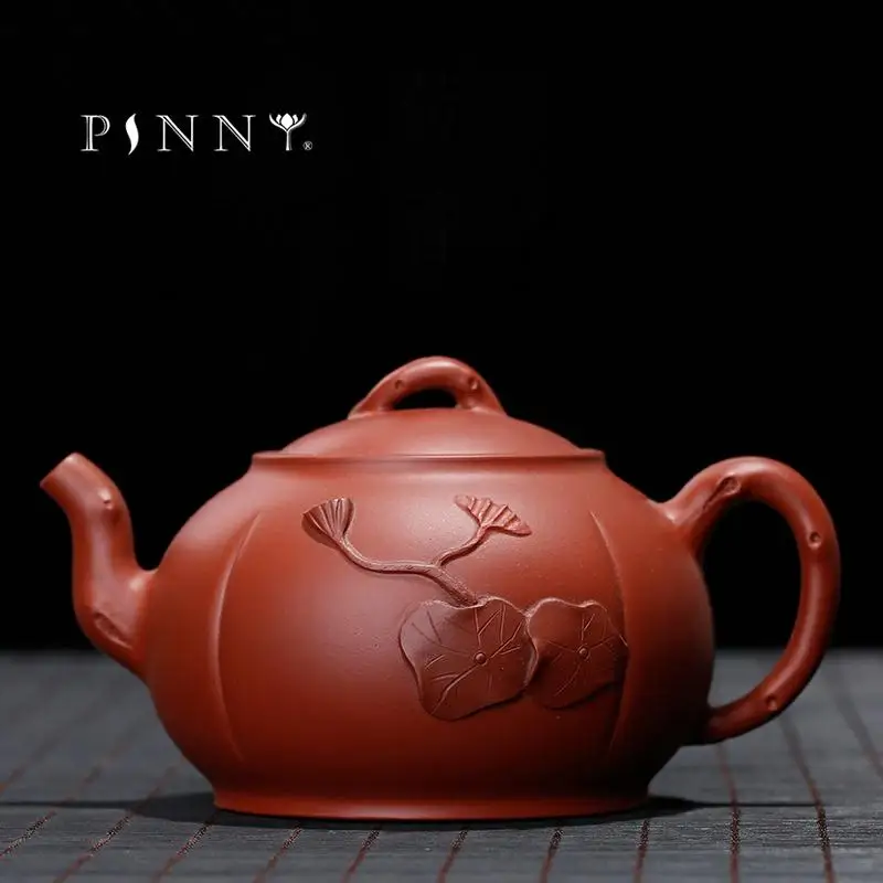 PINNY 330ml YiXing Purple Clay Lotus Leaf Teapot Chinese Kung Fu Zi Sha Tea Pot Zhu Mud Purple Sand Crafts Retro Drinkware
PINNY 330ml YiXing Purple Clay Lotus Leaf Teapot Chinese Kung Fu Zi Sha Tea Pot Zhu Mud Purple Sand Crafts Retro Drinkware