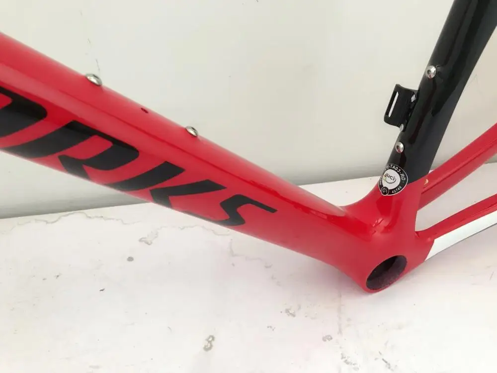 Carbon Frame Disc Brake Road Bicycle Frame 2019 Racing Bike Frame Carbon Thru Axle Rear Derailleur 142x12 Front 100x12mm