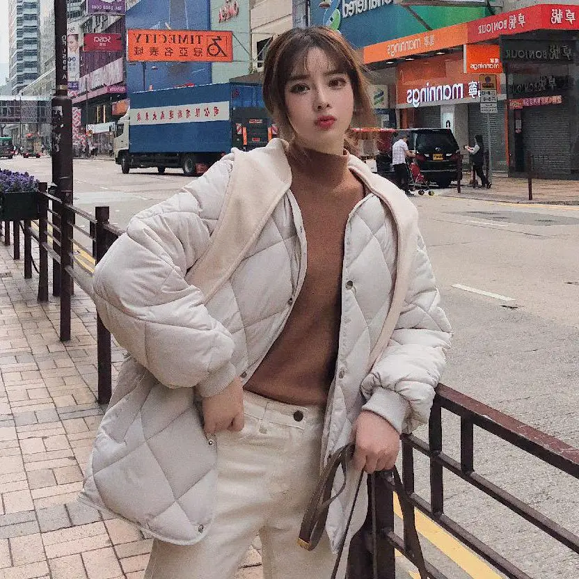 Photo Shoot Sweet Diamond Lattice Short down Coat Women's College Style Blue Double Purpose Deconstructable Hooded Short-height
Photo Shoot Sweet Diamond Lattice Short down Coat Women's College Style Blue Double Purpose Deconstructable Hooded Short-height