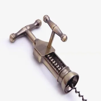 Multifunctional wine corkscrew zinc alloy composite manual wine corkscrew retro style can be customized gift box
Multifunctional wine corkscrew zinc alloy composite manual wine corkscrew retro style can be customized gift box
