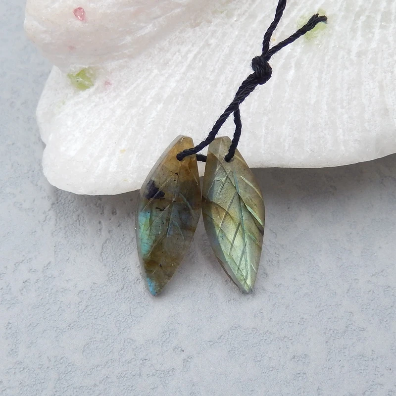 Semi-precious Stones Jewelry accessories Natural Labradorite Carved Leaf Earring Beads 23x9x4mm 2.5g
Semi-precious Stones Jewelry accessories Natural Labradorite Carved Leaf Earring Beads 23x9x4mm 2.5g
