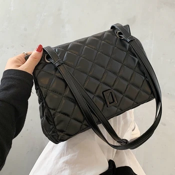 Quilted Embroidery Thread Large Capacity Shoulder Bag Women's Bag 2020 New Style Fashion Chain Shoulder Bag Tote Bag Sac Bols
Quilted Embroidery Thread Large Capacity Shoulder Bag Women's Bag 2020 New Style Fashion Chain Shoulder Bag Tote Bag Sac Bols