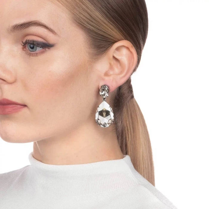 Timeless Wonder Stunning Crystal Stone Waterdrop Earrings Statement Jewelry Punk Runway Gothic Boho Bride Green White Top 6230
Timeless Wonder Stunning Crystal Stone Waterdrop Earrings Statement Jewelry Punk Runway Gothic Boho Bride Green White Top 6230
