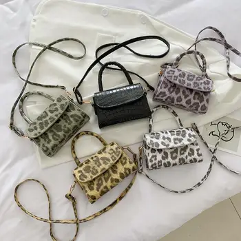 Top-handle Totes Crossbody Handbags Fashion Leopard Print Women Shoulder Bags Popular Simple Female Daily Bag
Top-handle Totes Crossbody Handbags Fashion Leopard Print Women Shoulder Bags Popular Simple Female Daily Bag