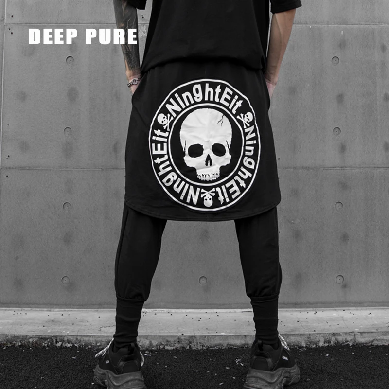 Men harlem pants black decorative apron skull print elastic waist 10-15cm high street designer pants streetwear
Men harlem pants black decorative apron skull print elastic waist 10-15cm high street designer pants streetwear