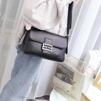 AMELIE GALANTI crossbody bags autumn and winter new one-shoulder small square bag tide female bag shoulder diagonal small bag
AMELIE GALANTI crossbody bags autumn and winter new one-shoulder small square bag tide female bag shoulder diagonal small bag