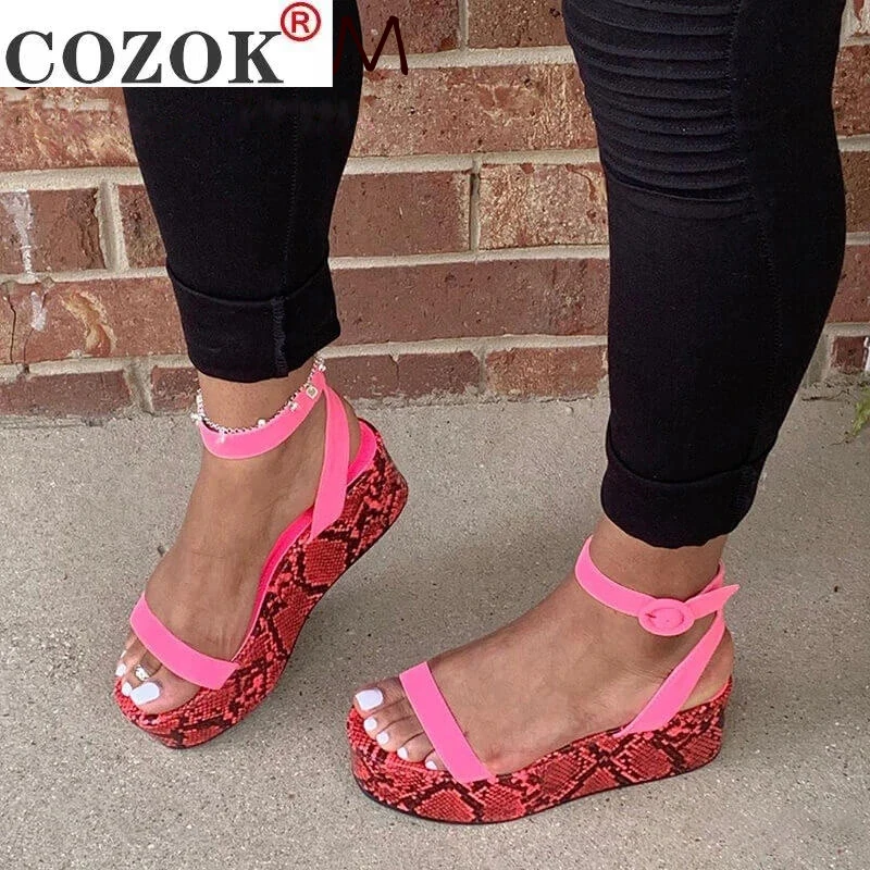 new women leopard summer sandals new open toe fashion colorful shoes thick bottom sandals wild shoes large ladies sandals Shoe
new women leopard summer sandals new open toe fashion colorful shoes thick bottom sandals wild shoes large ladies sandals Shoe