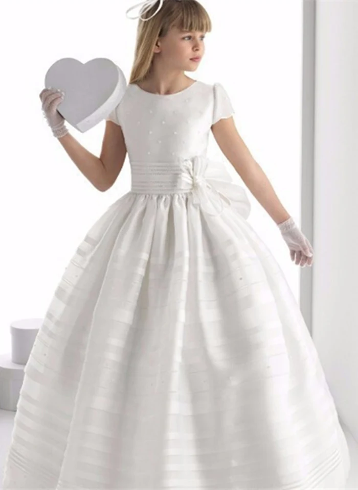 Fashion Flower Girl Dresses Charming white ivory Short sleeve Satin Floor Length Girls Pageant Dresses First Communion Dresses 
Fashion Flower Girl Dresses Charming white ivory Short sleeve Satin Floor Length Girls Pageant Dresses First Communion Dresses