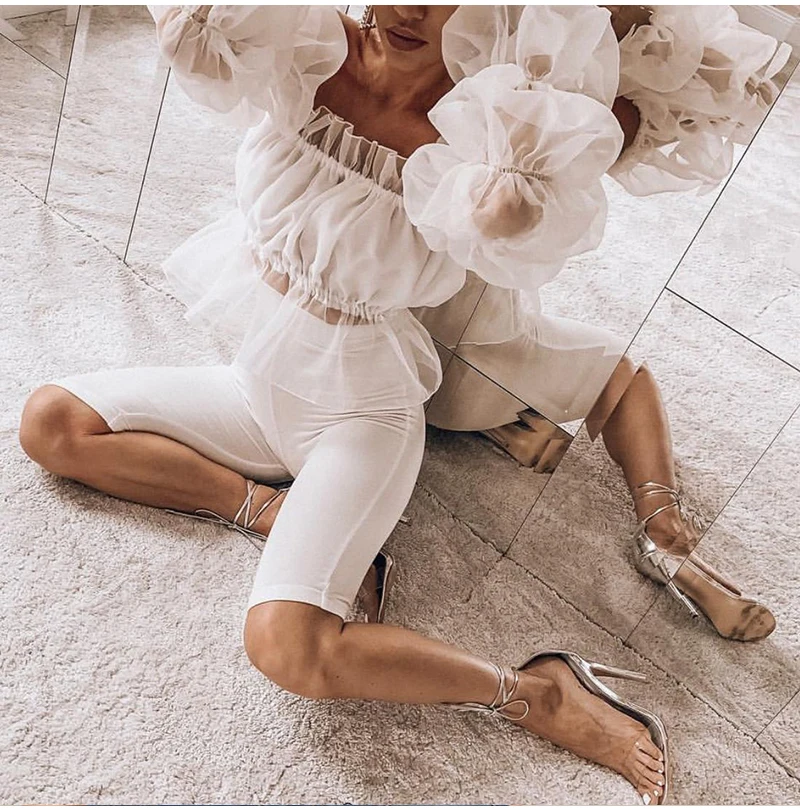 Lantern Long Elastic Sleeve Off Shoulder Sexy White Blouse Shirt Women Transparent Mesh Summer Ruffle Backless Top Blusa
Lantern Long Elastic Sleeve Off Shoulder Sexy White Blouse Shirt Women Transparent Mesh Summer Ruffle Backless Top Blusa