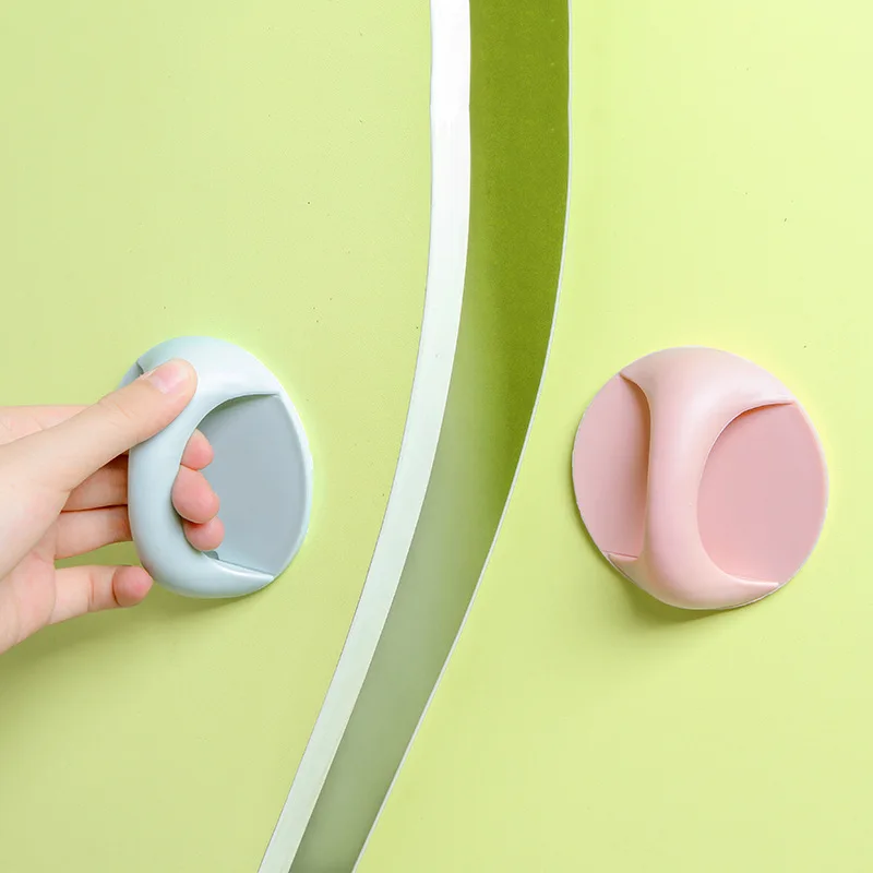 Household adhesive multi-purpose glass closet door non punching toilet handle drawer handle door handle suction anti-collision
Household adhesive multi-purpose glass closet door non punching toilet handle drawer handle door handle suction anti-collision
