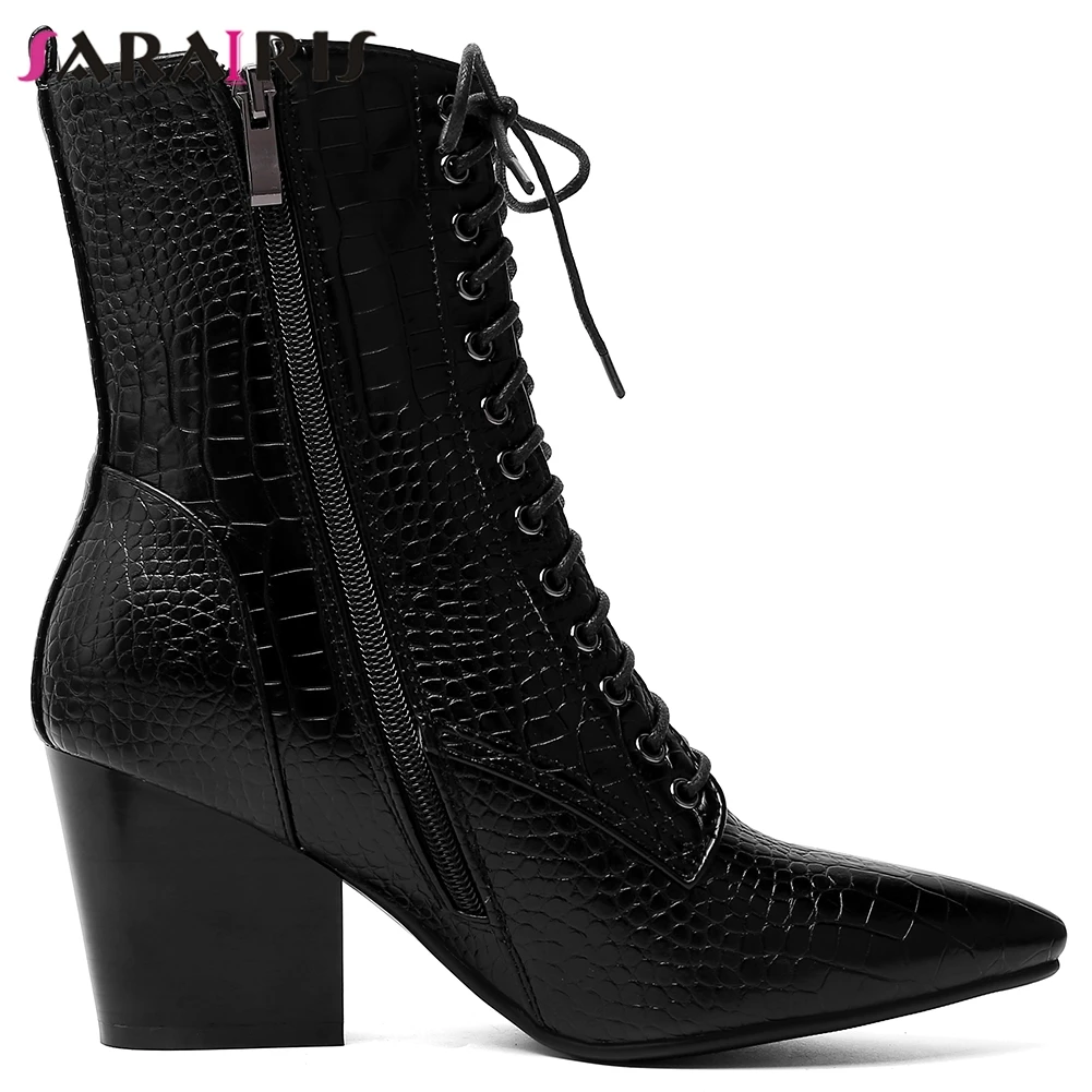 SARAIRIS New 34-43 Ladies Brand Pointed Toe Boots Women High Heels Boots Fashion lace-up Fretwork Ankle Shoes Woman 
SARAIRIS New 34-43 Ladies Brand Pointed Toe Boots Women High Heels Boots Fashion lace-up Fretwork Ankle Shoes Woman