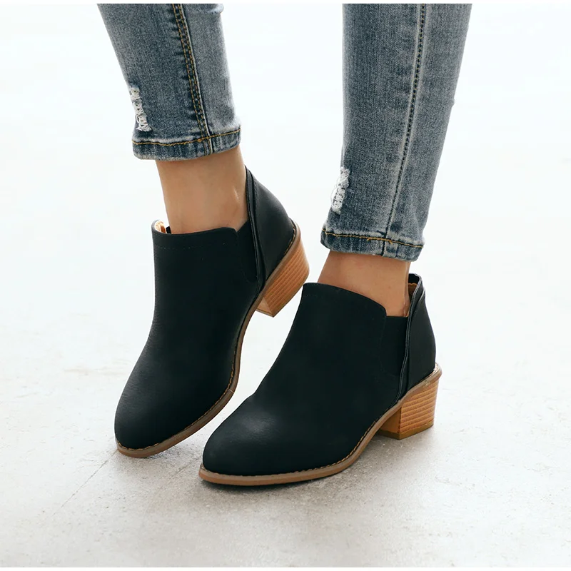 Women's Ankle Boots Autumn Mid Heels Chelsea Boot Woman Female Slip On Elastic Band Fashion Ladies Women Shoes Plus Size 2019
Women's Ankle Boots Autumn Mid Heels Chelsea Boot Woman Female Slip On Elastic Band Fashion Ladies Women Shoes Plus Size 2019