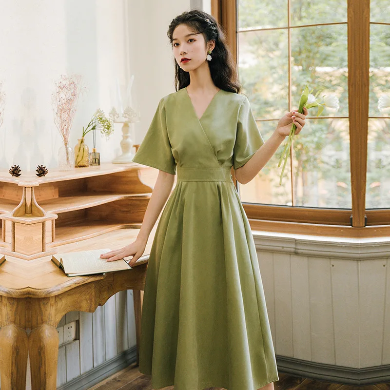 Retro V-neck Waist Hugging Slimming Dress Candy-Colored All-match Trip Shoot Holiday Dress Summer New Women 
Retro V-neck Waist Hugging Slimming Dress Candy-Colored All-match Trip Shoot Holiday Dress Summer New Women
