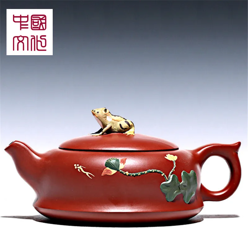 Yixing Teapot Famous Pure Authentic Handmade Red Mud Lotus Leaf Frog 200cc 9 Hole Teapots Chinese Gongfu Tea
Yixing Teapot Famous Pure Authentic Handmade Red Mud Lotus Leaf Frog 200cc 9 Hole Teapots Chinese Gongfu Tea