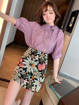 Stylish Design Simple Solid Color Shirt + Sequin Embroidered A- line Overskirt Suit, Female Fashion Summer New
Stylish Design Simple Solid Color Shirt + Sequin Embroidered A- line Overskirt Suit, Female Fashion Summer New
