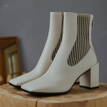 Women Ankle Boots European and American Style Cowhide Material Decorative Booties Square Toe Handmade Closure Fashion Boots
Women Ankle Boots European and American Style Cowhide Material Decorative Booties Square Toe Handmade Closure Fashion Boots