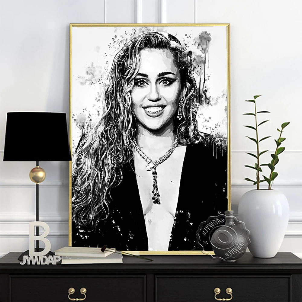 Long Hair Goddess Black White Poster, American Singer Miley Cyrus Fans Collect Art Prints, Minimalism Figure Sketch Wall Decor
Long Hair Goddess Black White Poster, American Singer Miley Cyrus Fans Collect Art Prints, Minimalism Figure Sketch Wall Decor