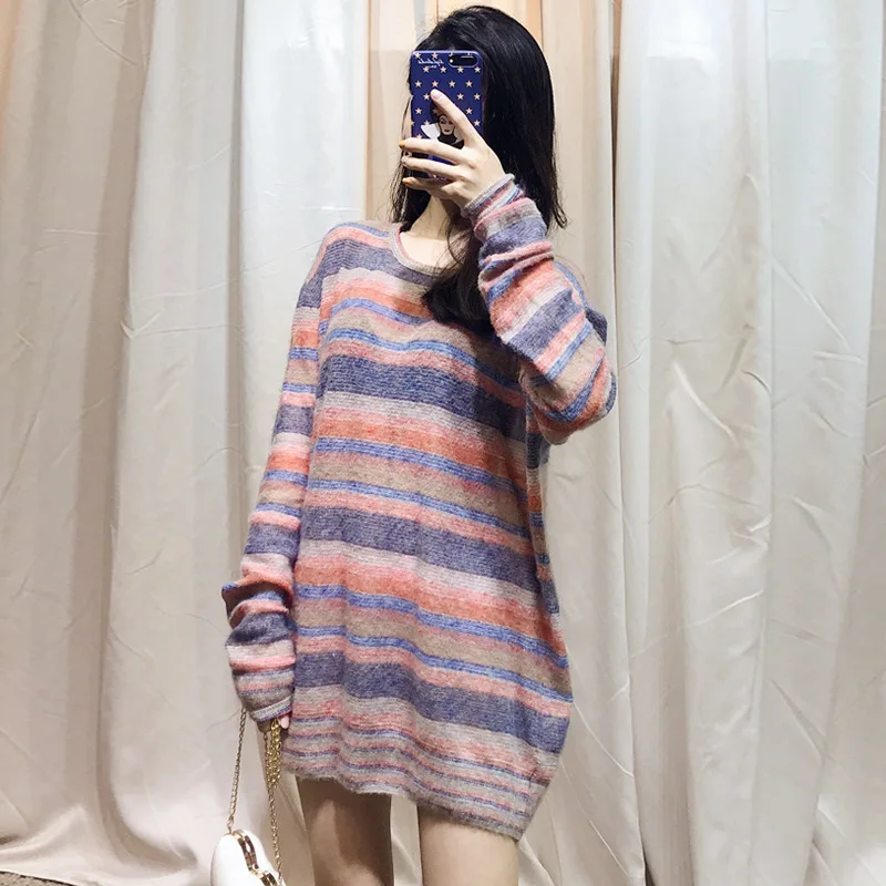 2019 Autumn Color Striped Knitted Sweater Small Fresh and Lazy Wind High Quality Woolen Sweater O-Neck Pullovers Sweater Women
2019 Autumn Color Striped Knitted Sweater Small Fresh and Lazy Wind High Quality Woolen Sweater O-Neck Pullovers Sweater Women