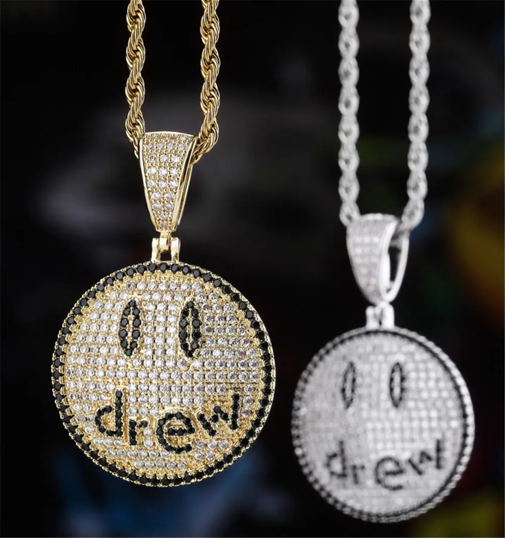 Hip-hop Trend Drew Smile Face Pendant Necklace High Quality Micro Inlaid Zircon Street Personality Fashion Jewelry
Hip-hop Trend Drew Smile Face Pendant Necklace High Quality Micro Inlaid Zircon Street Personality Fashion Jewelry