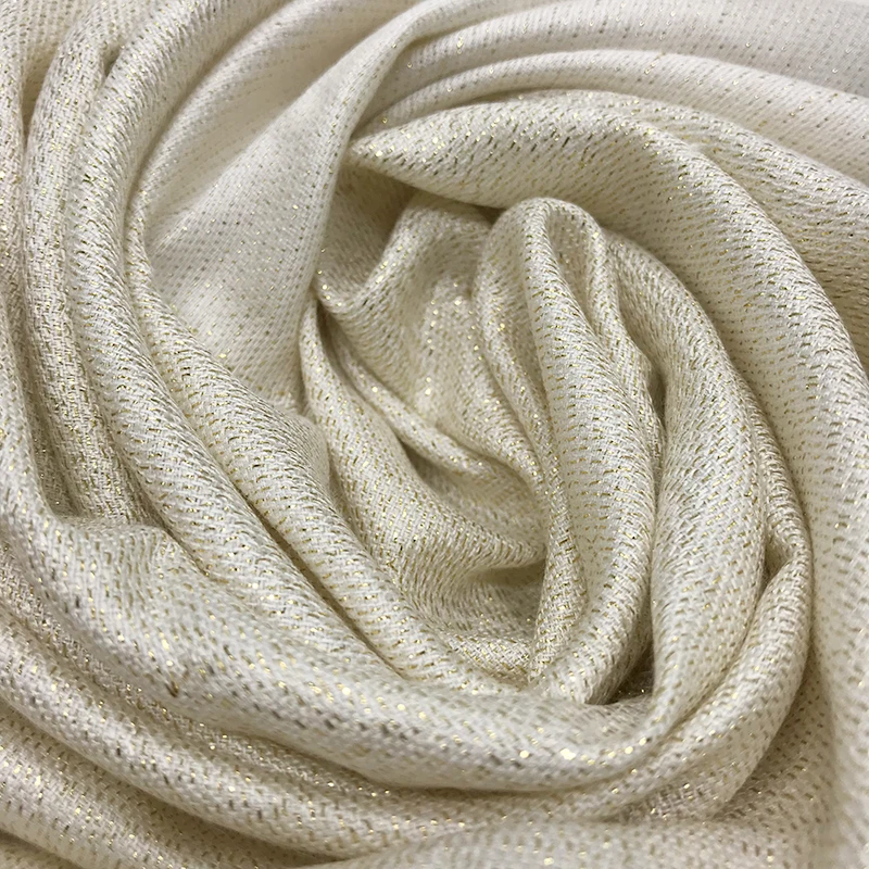 1pcs gold thread solid fringed scarf high quality women shimmer plain wraps shawl cosy viscose Muslim hijabs winter scarf
1pcs gold thread solid fringed scarf high quality women shimmer plain wraps shawl cosy viscose Muslim hijabs winter scarf