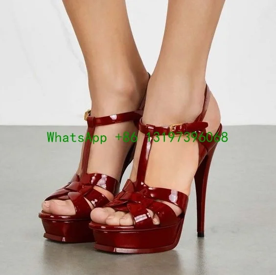 Женские босоножки на толстой подошве, красные сандалии с открытым носком, на шпильке, с золотой пряжкой, элегантная привлекательная красная обувь, размеры до 434
Женские босоножки на толстой подошве, красные сандалии с открытым носком, на шпильке, с золотой пряжкой, элегантная привлекательная красная обувь, размеры до 434