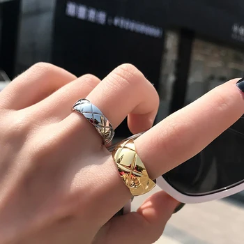 2 Style Trendy Wide Narrow Rhombic Texture Ring Minimalist Glaze Gold Sliver Color Metal Ring Unisex Celebrity Jewelry
2 Style Trendy Wide Narrow Rhombic Texture Ring Minimalist Glaze Gold Sliver Color Metal Ring Unisex Celebrity Jewelry