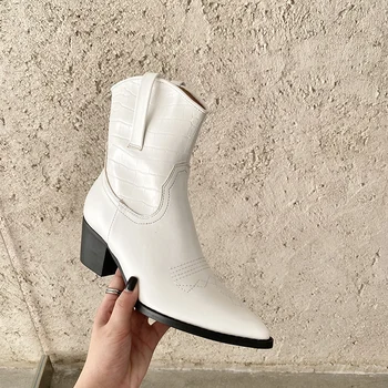 2020 Luxury Women Thick High Heels Western Cowboy Boots Leather Slip On Designer Cowgirl Boots Snakeskin Boots Shoes Botas Mujer
2020 Luxury Women Thick High Heels Western Cowboy Boots Leather Slip On Designer Cowgirl Boots Snakeskin Boots Shoes Botas Mujer