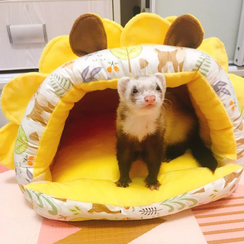 Totoro squirrel rabbit guinea pig small honey marmot and other small pets ferret guinea pig cage pet mat hamster bed sofa
Totoro squirrel rabbit guinea pig small honey marmot and other small pets ferret guinea pig cage pet mat hamster bed sofa