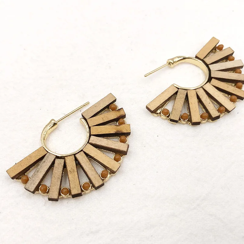 Bohemian Fan Shaped Earrings For Women Lady Female Fringe Handmade Dangle Earring Vintage Dangle Drop Earrings Jewelry Gold
Bohemian Fan Shaped Earrings For Women Lady Female Fringe Handmade Dangle Earring Vintage Dangle Drop Earrings Jewelry Gold