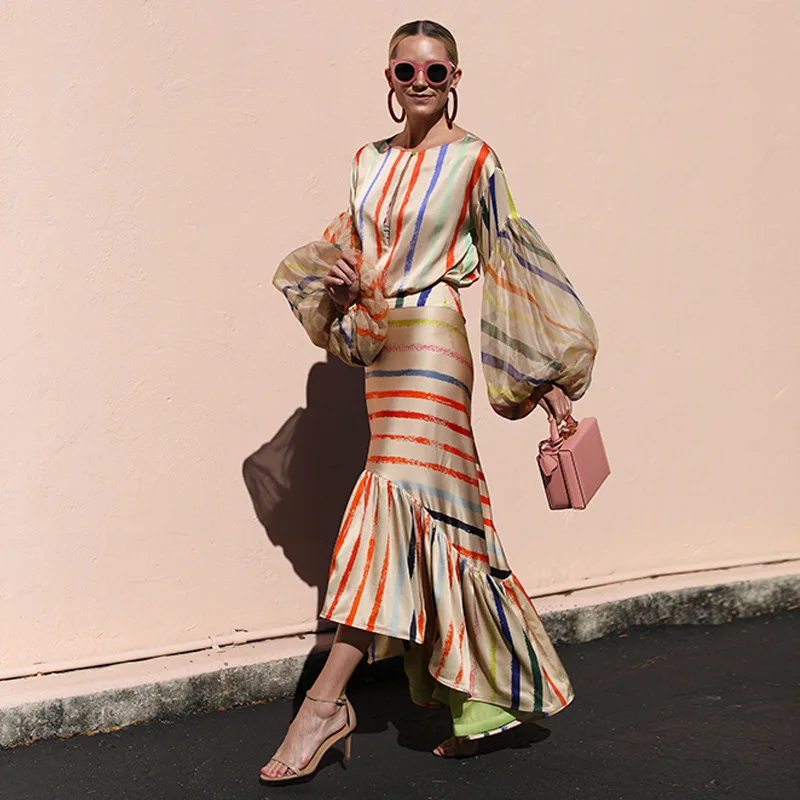 Runway Designer Striped Rainbow 2 Piece Set Women's Skirts Suits Lantern Long Sleeve Blouse + Maxi Fish Tail Skirt Woman Suit
Runway Designer Striped Rainbow 2 Piece Set Women's Skirts Suits Lantern Long Sleeve Blouse + Maxi Fish Tail Skirt Woman Suit