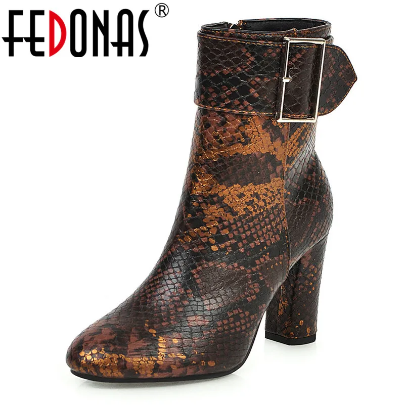 FEDONAS Sexy Euro Style Women Ankle Boots Autumn Winter Warm High Heeled Night Club Shoes Woman Buckle Party Animal Prints Boots
FEDONAS Sexy Euro Style Women Ankle Boots Autumn Winter Warm High Heeled Night Club Shoes Woman Buckle Party Animal Prints Boots