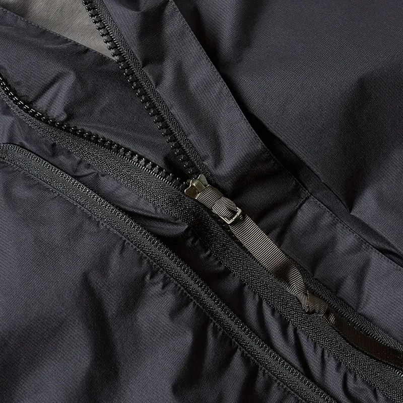 06-04-2017_acronym_j61wspackablewindstopperactiveshellparka_black_j61-ws-bk_sh_2.webp