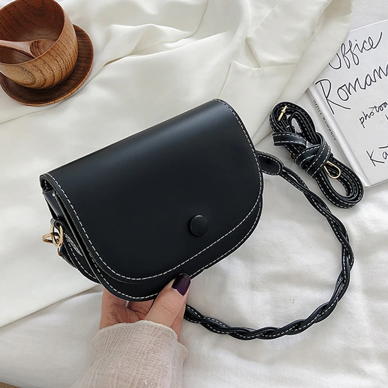 Women's Shoulder Bag PU Leather Solid Saddle Bag 2021 Straddle Fashion Designer Simple Women's Handbag Girl Purse
Women's Shoulder Bag PU Leather Solid Saddle Bag 2021 Straddle Fashion Designer Simple Women's Handbag Girl Purse