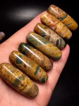 Treasure Magic LKbrother Top Quality Magical Tibetan Old Agate totem Cinnabar Bloody Spots dzi Bead Amulet
Treasure Magic LKbrother Top Quality Magical Tibetan Old Agate totem Cinnabar Bloody Spots dzi Bead Amulet