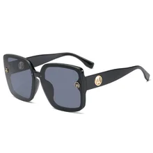 Brand Design Letters Square Big Frame Women Men Sunglasses Fashion Classic Trend Unisex Outdoor Sports Driving UV400 Sun Glasses
Brand Design Letters Square Big Frame Women Men Sunglasses Fashion Classic Trend Unisex Outdoor Sports Driving UV400 Sun Glasses