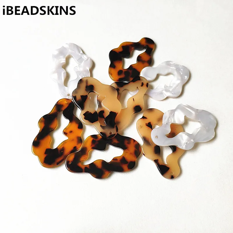 New arrival! 50pcs 41x27mm acetic acid Oval-shape charm for earrings accessories,Earring parts,jewelry making DIY
New arrival! 50pcs 41x27mm acetic acid Oval-shape charm for earrings accessories,Earring parts,jewelry making DIY
